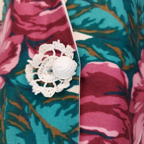 Vintage Handmade Floral Vest Crochet Back B-0037c7 - Picture 8 of 12